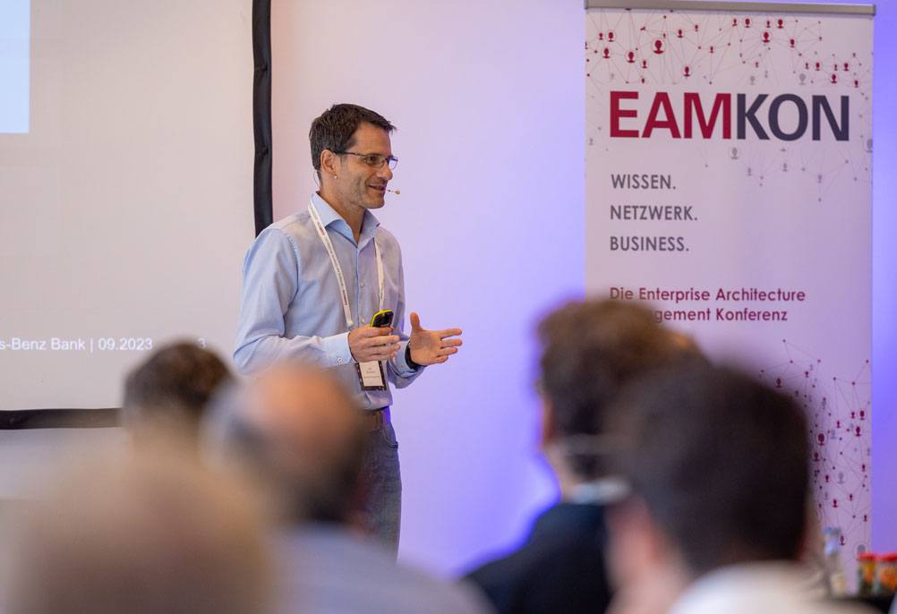 Jan Grichisch (Leiter IT-Strategie und Architektur, Mercedes Benz Bank AG)